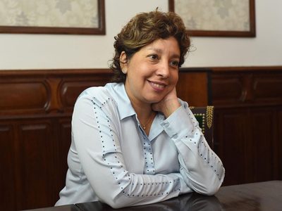 Arabela Carreras se reunió con Wado de Pedro para hablar de las economías regionales