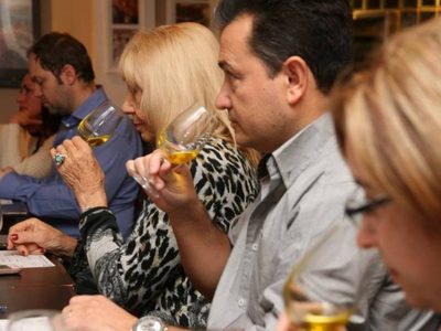 Crean la Asociación de Sommeliers de Aceite de Oliva