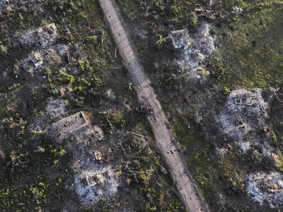 Ataques de drones rusos golpean la zona del puerto de Odesa y cortan el servicio de ferry a Rumanía