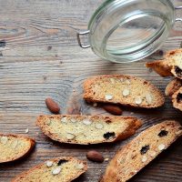 Biscotti de almendras y chocolate: extracrujientes y fáciles de preparar en casa para acompañar con mates