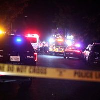 Hombres armados irrumpen en una reunión familiar en Fresno; matan a cuatro y hieren a seis