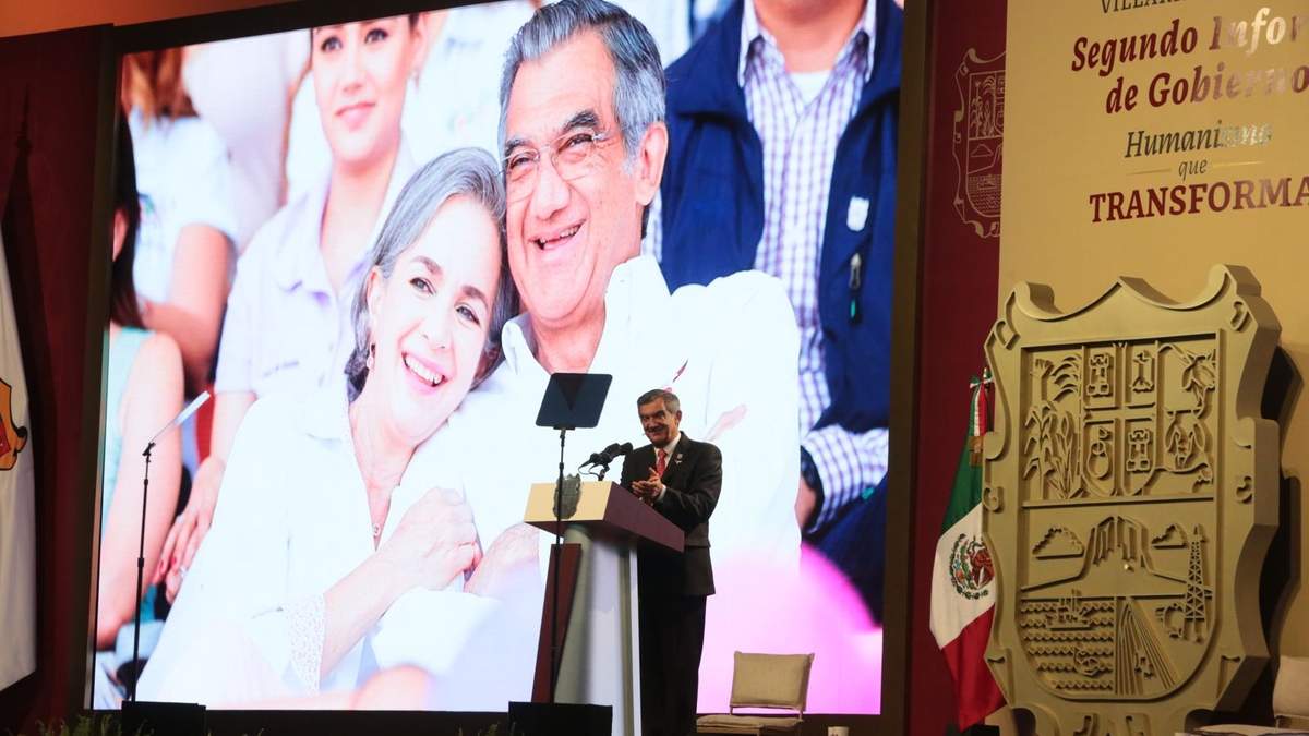 Rinde Américo su Segundo Informe de Gobierno