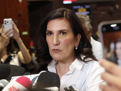 "Antes de tomar posición debe de haber una investigación": López Rabadán sobre caso Rocha Moya