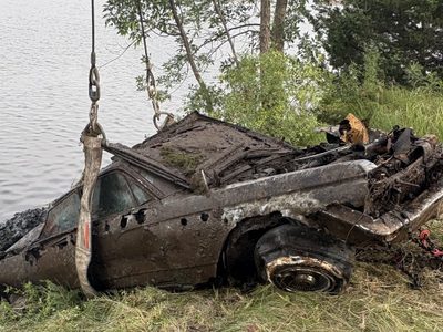 Encontraron un auto hundido en el río Misisipi y creen que resolverá un misterio de 1967