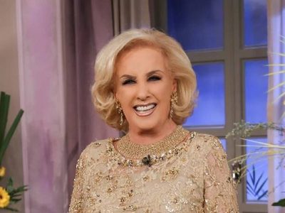 Mirtha Legrand fue a la obra de Carmen Barbieri y recordó a Santiago Bal: "Se fue un grande"