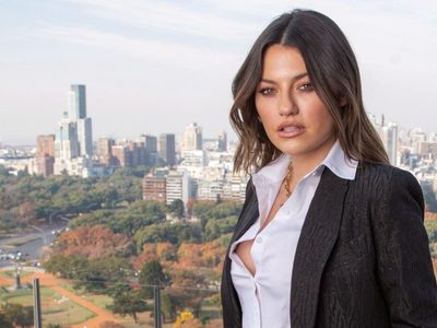 Elegancia y colores claros: Sofía Jujuy disfruta de su cálido departamento