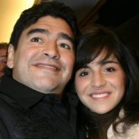 Inexplicable: Gianinna Maradona se defendió ante los dichos de su padre