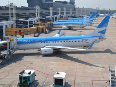 Vuelven los vuelos a países limítrofes desde Aeroparque