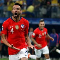 El guiño de Mauricio Isla que ilusiona a Boca