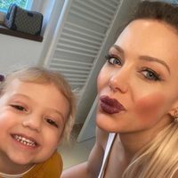 Jardincito alemán: Emma volvió al colegio y así la retrató Evangelina Anderson