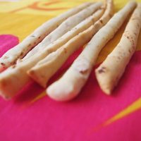 Grisines de garbanzos: sin TACC, crocantes, súper fáciles y deliciosos, la receta que salva tus picadas