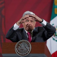AMLO: Ante críticas de la prensa, mi escudo es la mañanera y mi ángel guardián el pueblo