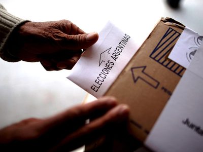 Aprobaron el protocolo para las elecciones 2021: cuáles son los cambios para emitir el voto