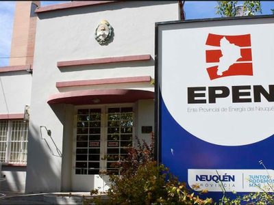 EPEN investiga a un operario acusado de estafa y no descarta su despido