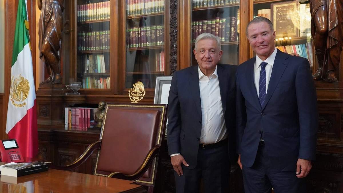 El presidente López Obador con Quirino Ordaz