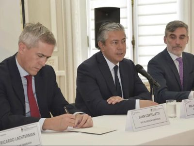 Rolando Figueroa promocionó en Estados Unidos el potencial de Vaca Muerta en GNL