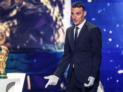 Scaloni, conforme con el grupo de la Selección pero advirtió: "Los partidos hay que jugarlos"
