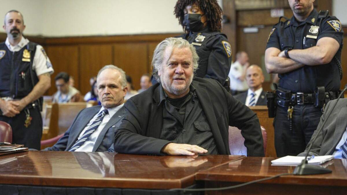 Juicia a Steve Bannon