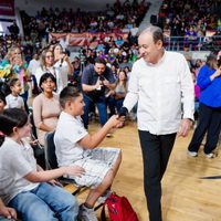 Entrega Gobernador Durazo más de 4 mil becas a estudiantes de primaria