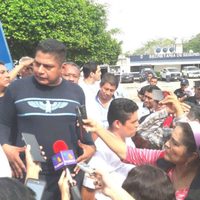 Policías de Tabasco ponen fin a protesta tras aceptar aumento de 400 pesos