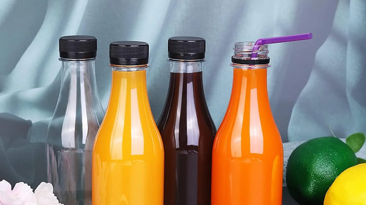 Botellas de jugo. Fuente: (Instagram)