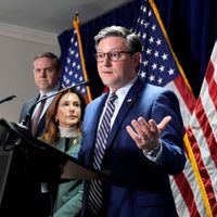 Cámara baja de EU aprueba ley de detención migratoria; podría ser la primera que Trump promulgue