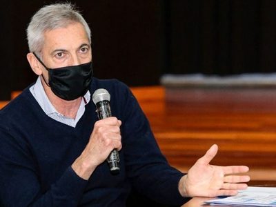 Guillermo Pons advirtió a los gremios: “Sin nueva deuda, no habrá aumento”