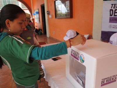 Comisiones del Senado avalan que la "abstención" sea opción en consultas populares