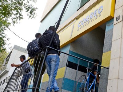 Alarma máxima en el Correo Argentino: tres empleados con coronavirus, muy graves