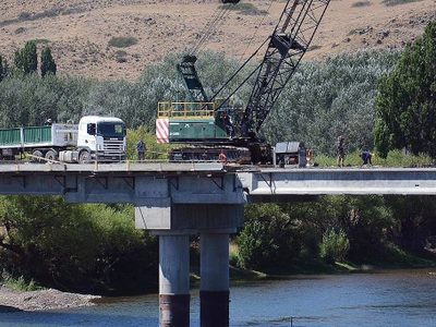 Figueroa viaja a Buenos Aires en busca de la reactivación de obras claves para Neuquén