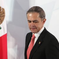 Vinculan a proceso a exfuncionario de Mancera por desvío de 29 mdp