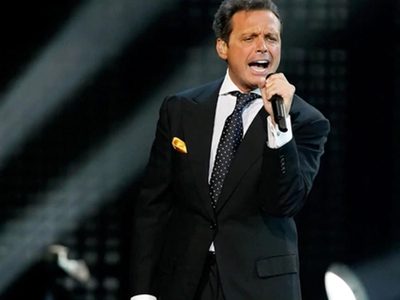 ¿Y esas lágrimas? Luis Miguel lloró en pleno concierto y nadie le entiende ¿Por Aracely Arámbula?