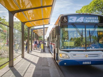 La Secretaría de Transporte sancionará a quienes participen del paro de colectivos