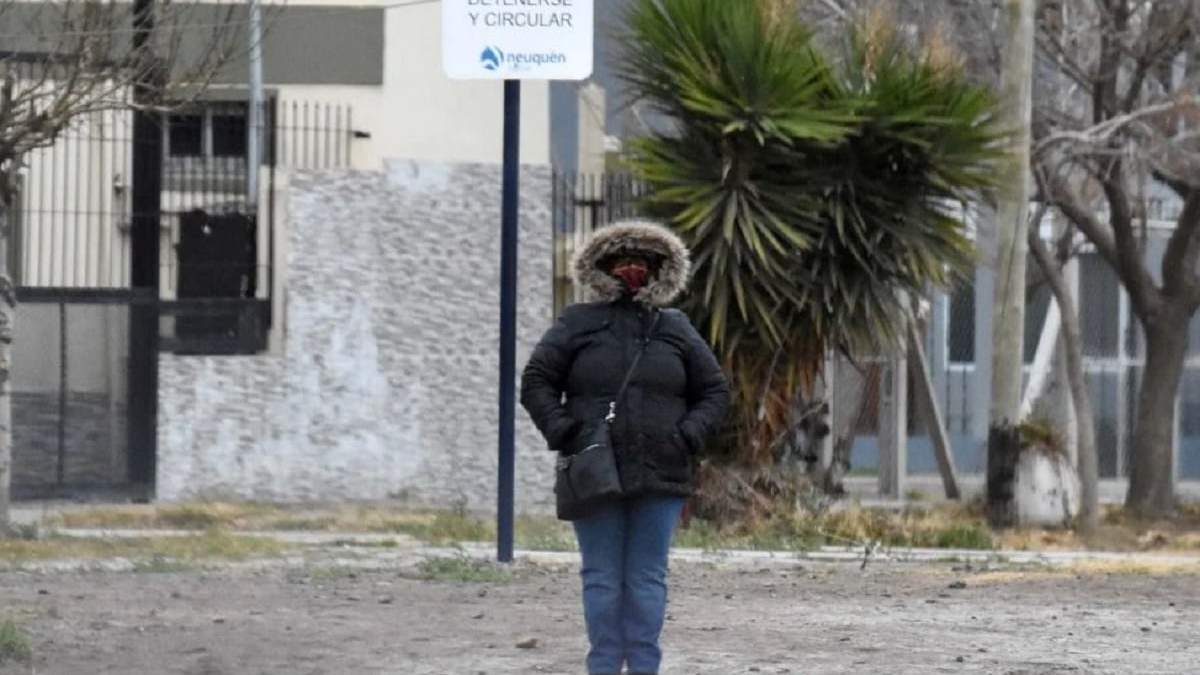 Clima húmedo, gris y lluvioso en Neuquén. Fuente: (Facebook)