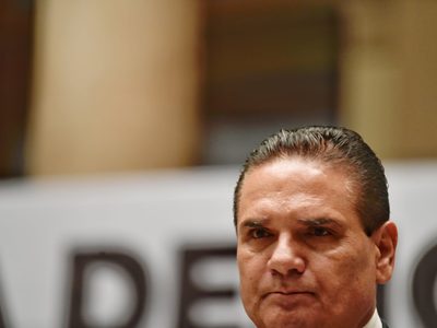 Exhiben el "búnker" con pasadizo secreto en el que vivía Silvano Aureoles