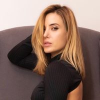 Antes de ir a descansar: el beboteo de Jésica Cirio frente al espejo