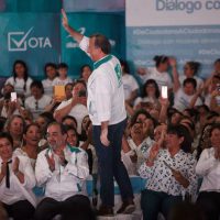 '¡Con 39 días a este equipo le basta y sobra para ganar la elección!”: Meade en Guanajuato