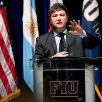 Milei dejará de usar vuelos comerciales en sus viajes por esta razón