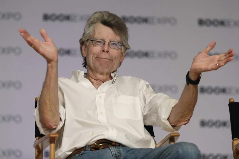 En esta foto del 1 de junio de 2017, el autor Stephen King habla en la Book Expo America de Nueva York.