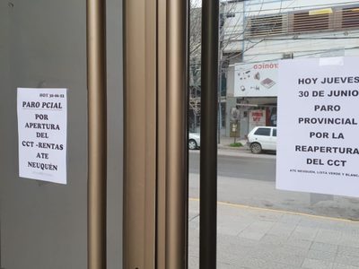 Sin atención en Rentas por paro provincial de ATE