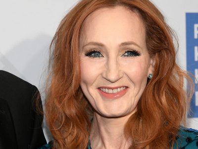 J.K. Rowling, autora de Harry Potter, contó que contrajo todos los síntomas del coronavirus