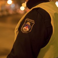 Violento robo en Centenario: el ladrón hirió al dueño