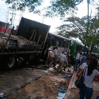 Tráiler sin frenos provoca la muerte de dos personas en Chiapas