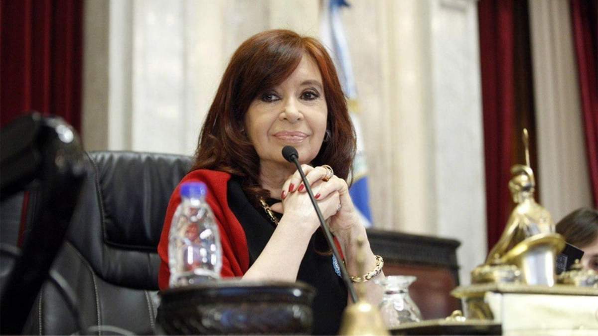 La vicepresidenta, Cristina Fernández de Kirchner, una de las imputadas y sobreseídas en el caso del Memorándum con Irán. Fuente: (Twitter)