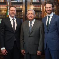 AMLO se reúne con inversionistas de serie documental sobre Islas Marías
