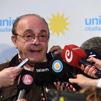 Moreau le advirtió a la oposición los riesgos de no apoyar el reperfilamiento de la deuda
