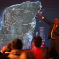 AMLO lanza consulta sobre el Tren Maya; 'si la gente dice no, hasta ahí llegamos”