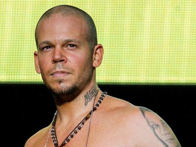 ¡VERGÜENZA! El bochornoso momento de René de Calle 13 con famosa argentina. ¡Para el olvido!