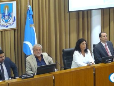 Ricardo Riva advirtió de la “inconstitucionalidad” en la urbanización de Valentina Sur