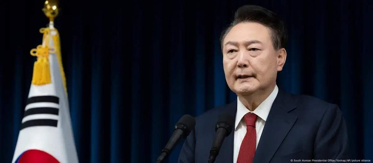 Corea del Sur prohíbe salir del país al presidente Yoon, investigado tras declarar la ley marcial